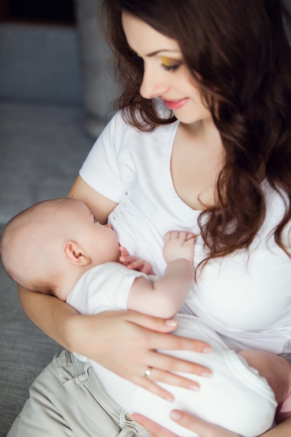 Rain Florence Breastfeeding